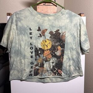 Tie-Dye Graphic Crop Top